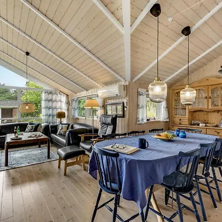 Three-bedroom In Hurup Thy Sindrup
