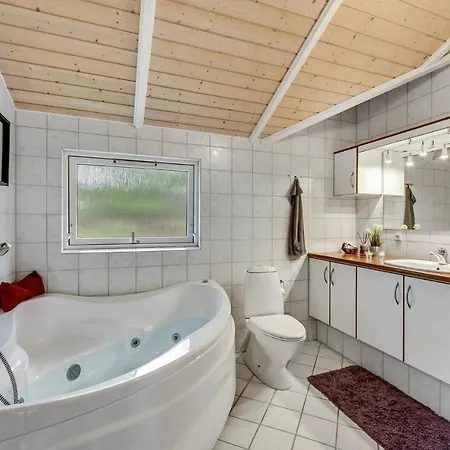 Tatil Evi Stunning In Hurup Thy With Kitchen Sindrup