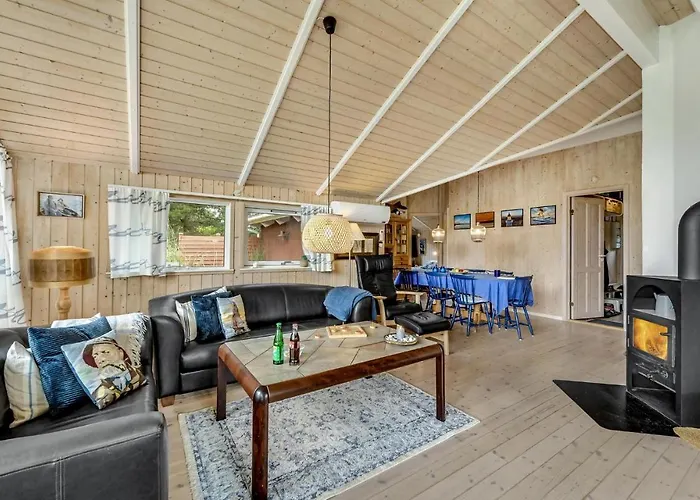 Three-bedroom In Hurup Thy * Sindrup