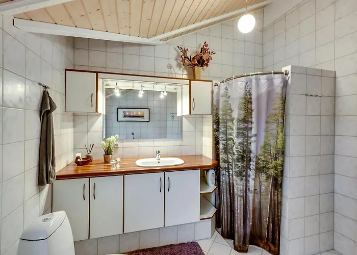 Three-bedroom In Hurup Thy *